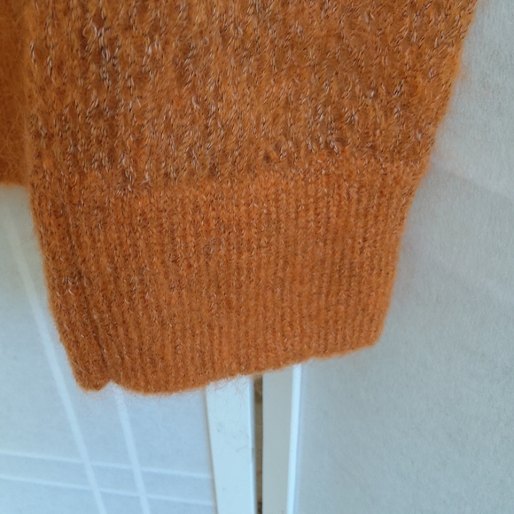 & other stories oversized mohair orange sweater NWOT! - Picture 6 of 15